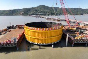 建筑五金緊固件行業再迎利好 國內最大跨海大橋開始施工